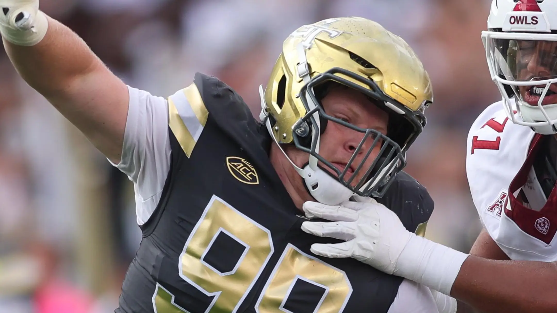 Bears may have found a Day 3 steal in Jordan van den Berg