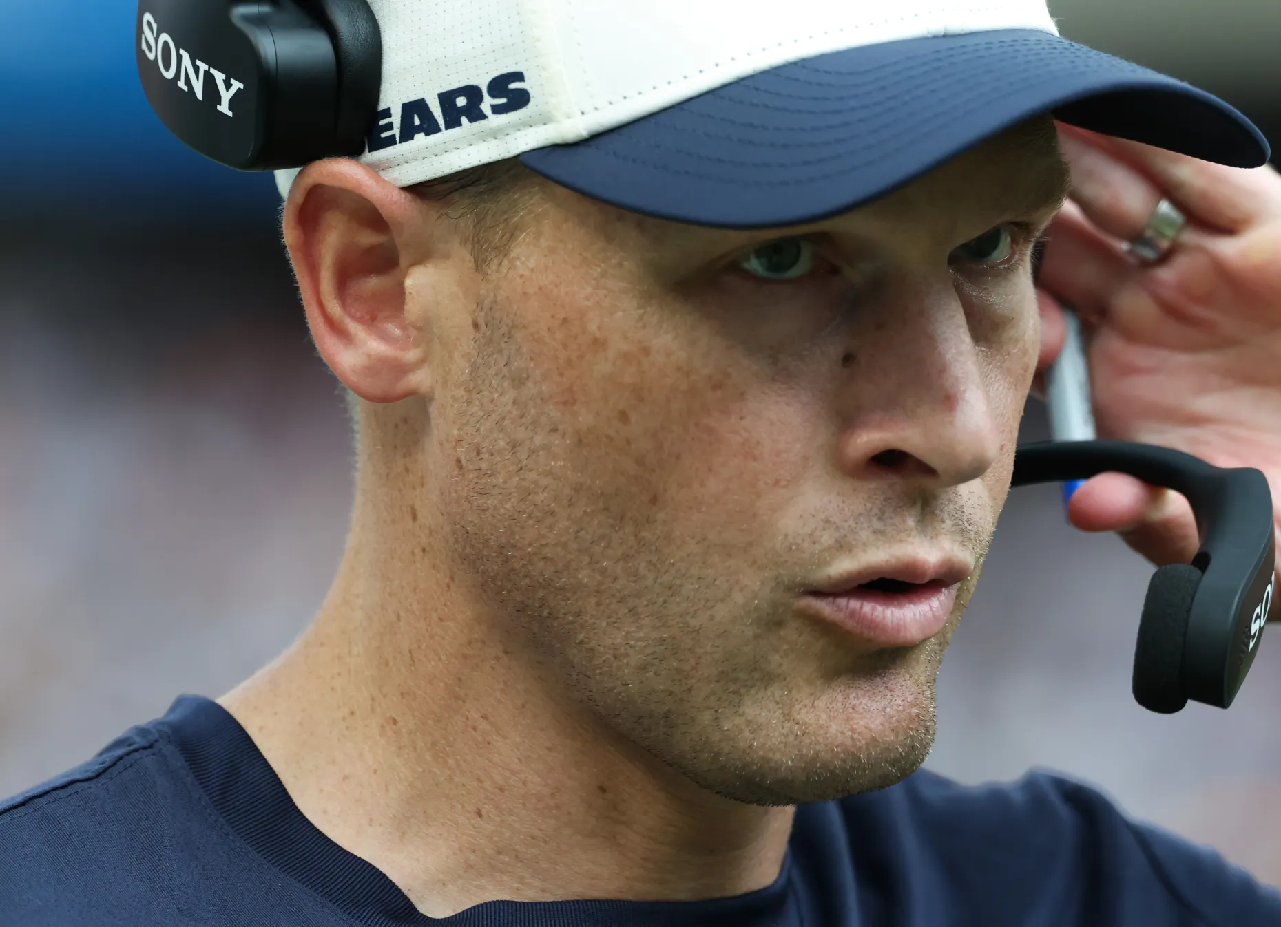 Ben Johnson reveals what Salvon Ahmed must do to win Bears' RB battle