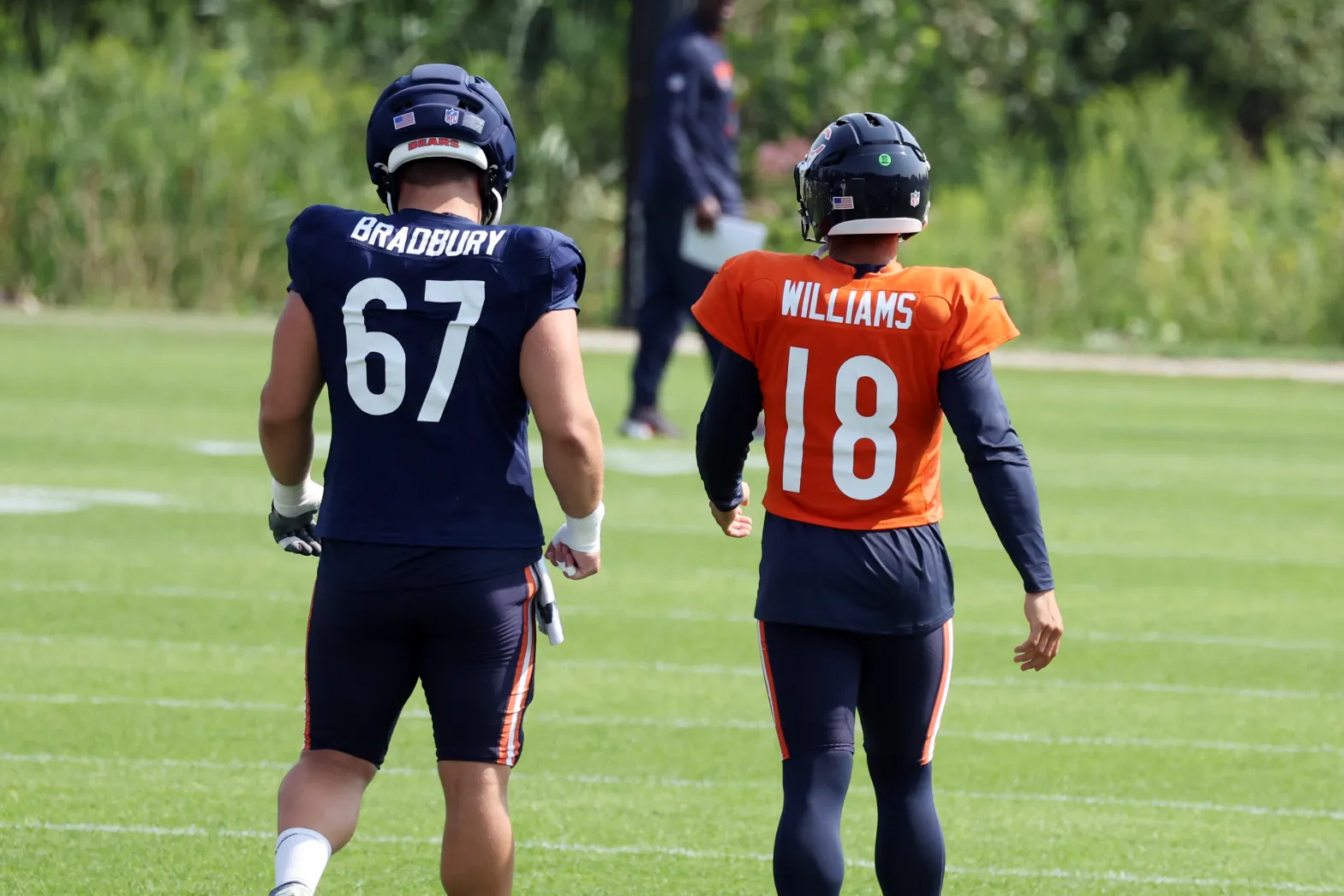 Could Bears have a center competition brewing after shaky Bengals practice?
