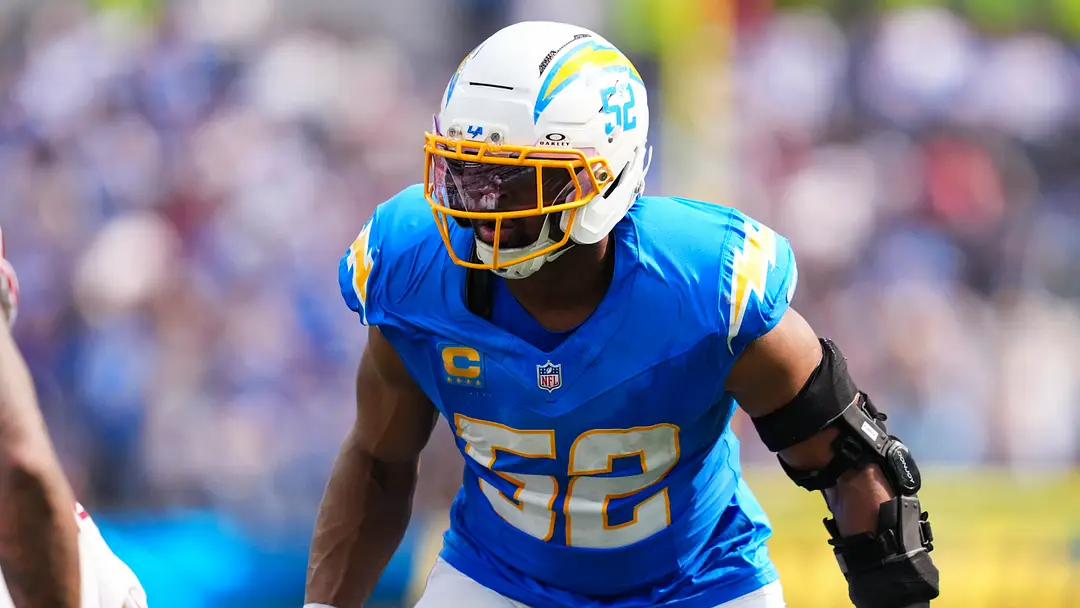 Should the Bears bring Khalil Mack back to Chicago?
