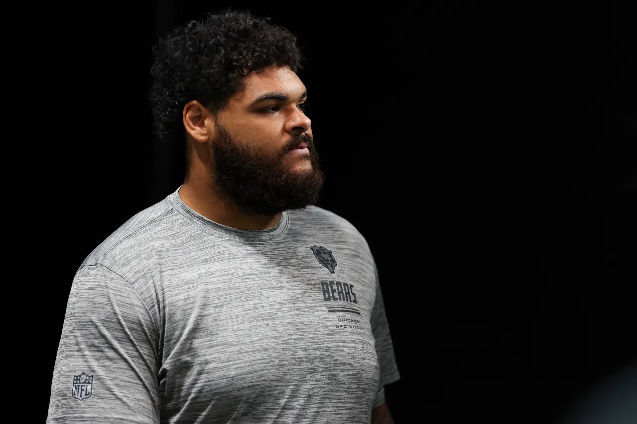 Darnell Wright Bears Falcons